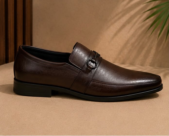 Newstep Royal Brown dark brown men’s formal loafers with buckle detail