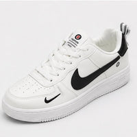 Newstep White Street white men’s casual sneakers with black details