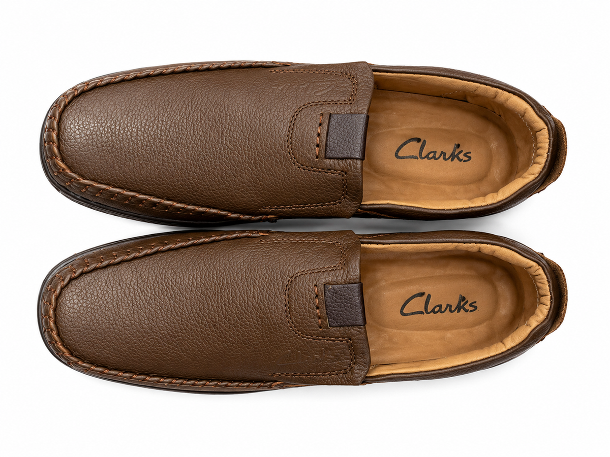 Newstep Clarks classic casual loafers in mustard and black
