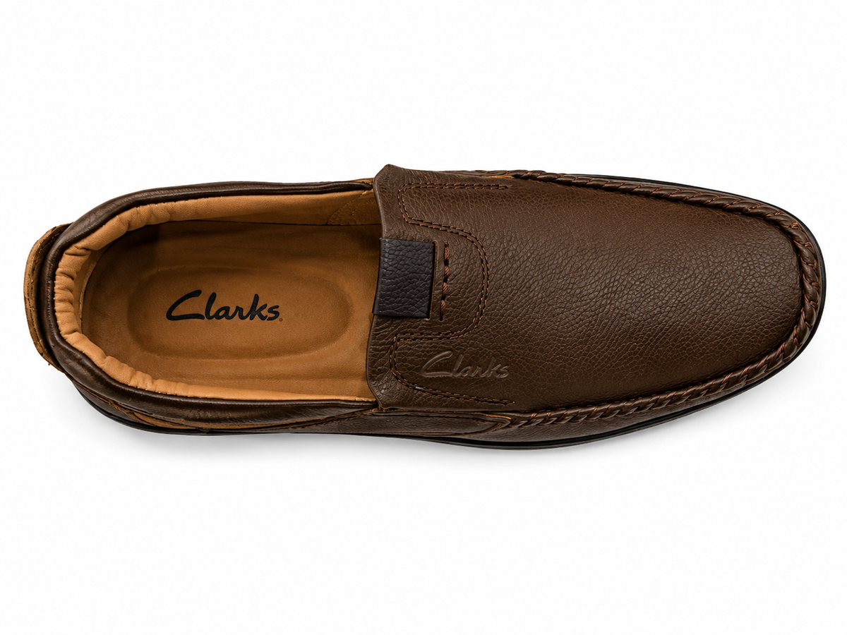 Newstep Clarks classic casual loafers in mustard and black