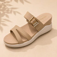 Newstep GraceWalk beige women’s wedge sandals with buckle detail
